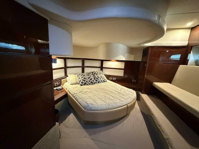 2008 Sea Ray 47 Sedan Bridge - Stateroom 