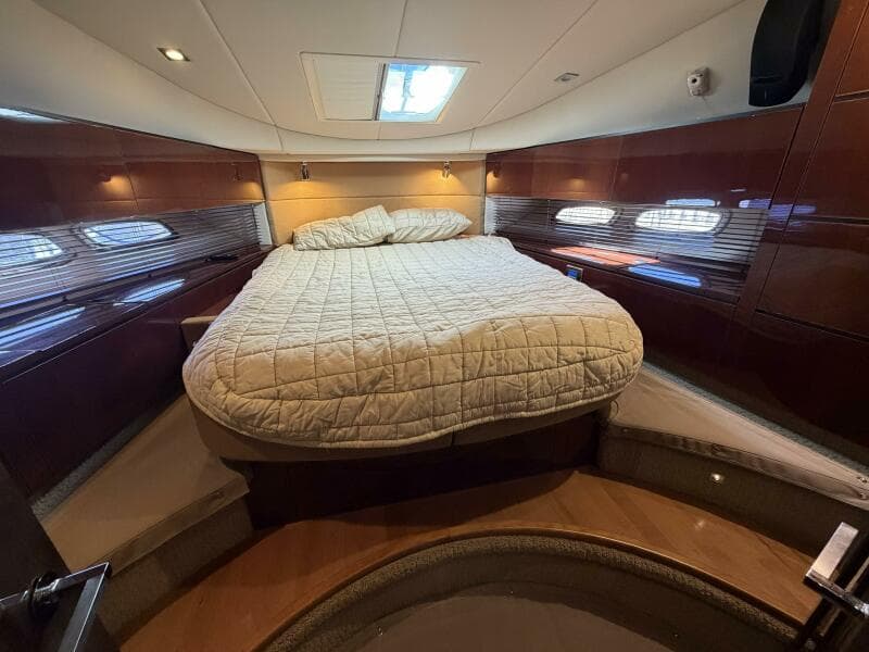 2008 Sea Ray 47 Sedan Bridge - Stateroom 