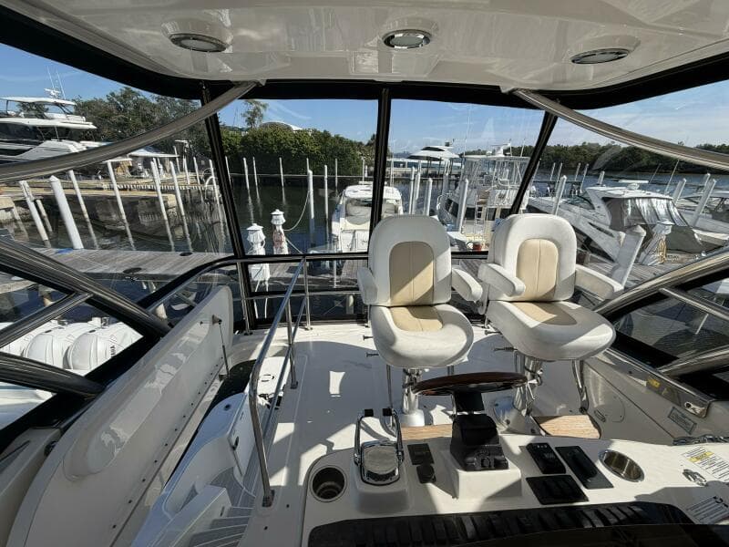 2008 Sea Ray 47 Sedan Bridge - Flybridge Helm