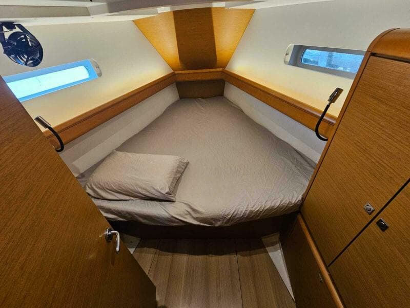 2018 Jeanneau Sun Odyssey 449