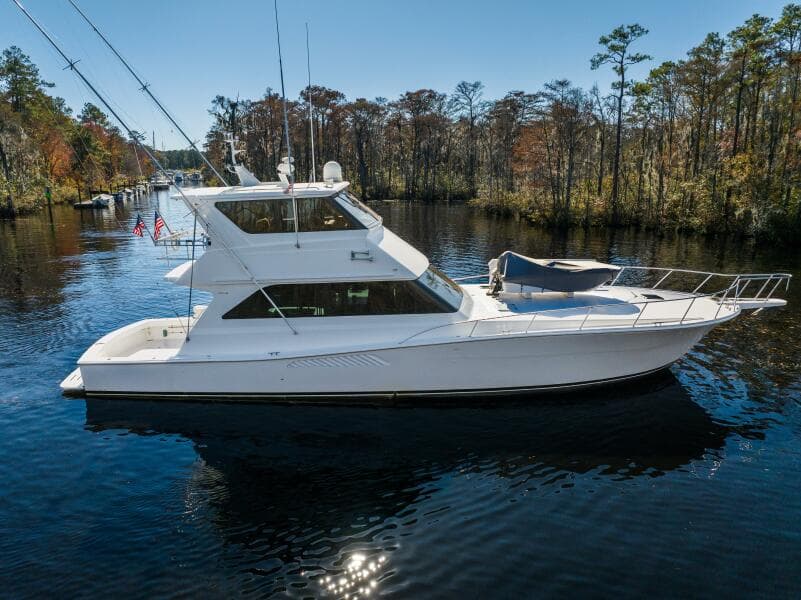 1999 Viking 58 Enclosed Flybridge