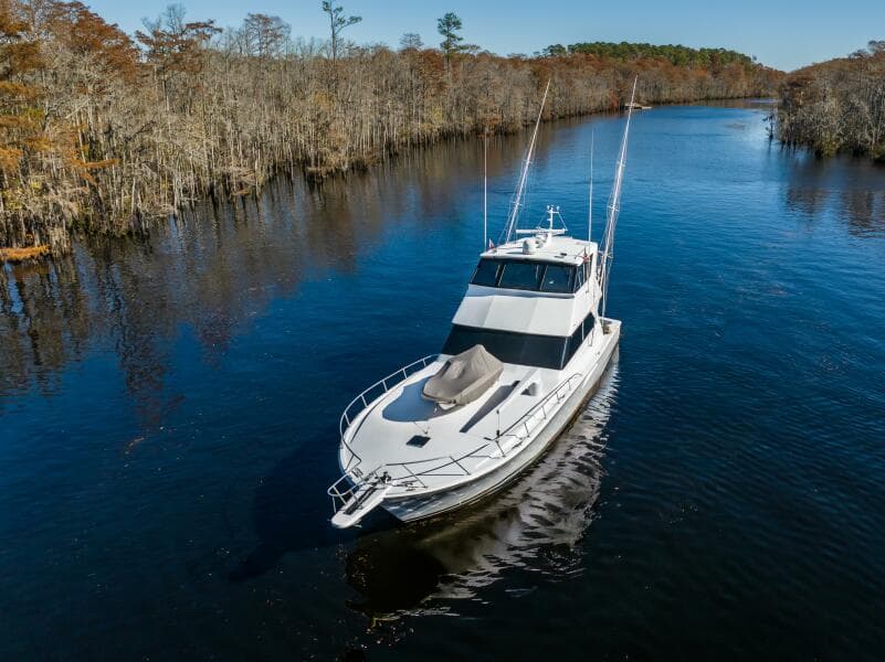 1999 Viking 58 Enclosed Flybridge