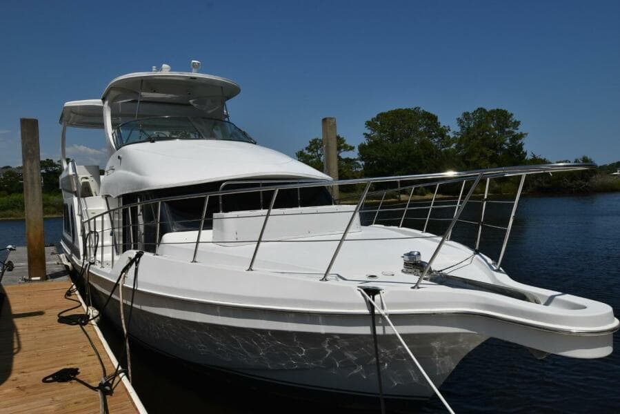 2005 Bluewater 5200