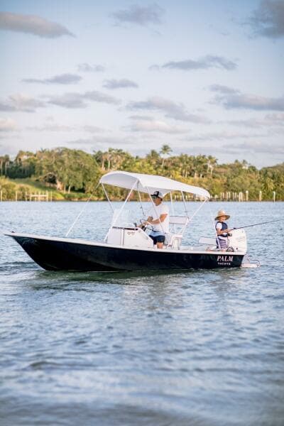 Palm Yachts 17 - Starboard Profile