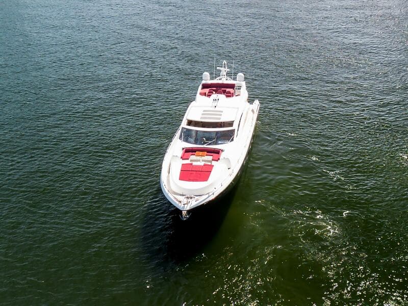 2013 Sunseeker Predator 84