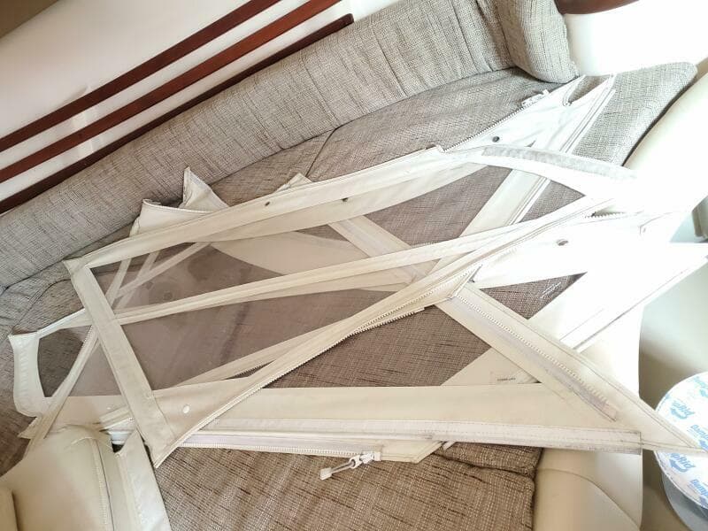 2018 Grady-White 330 Express