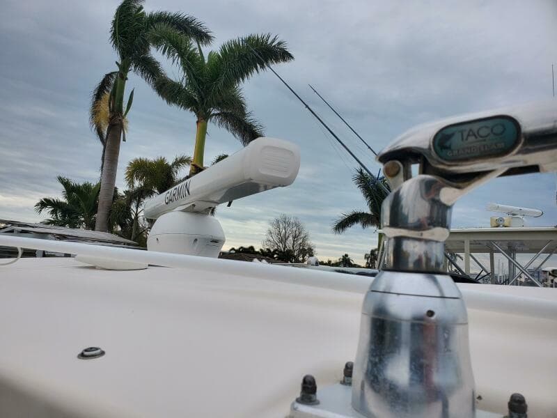 2018 Grady-White 330 Express