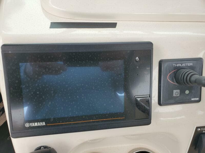 2018 Grady-White 330 Express