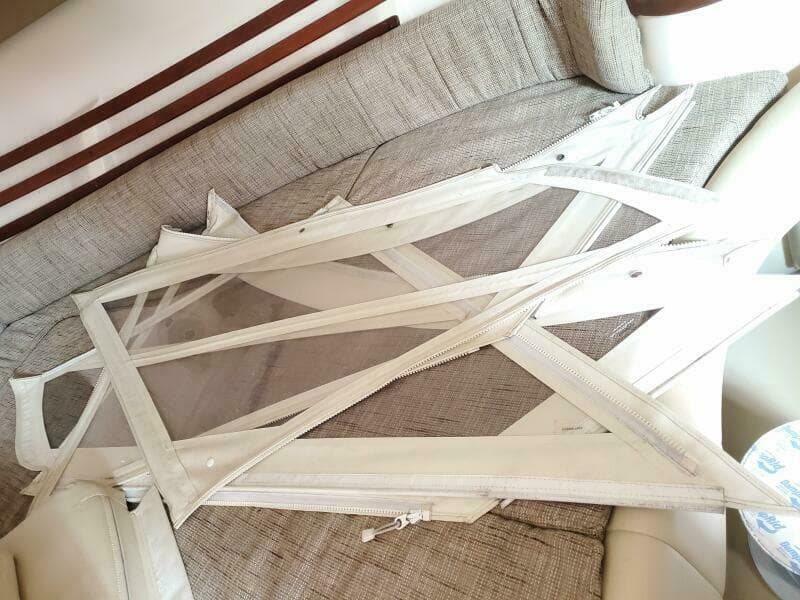 2018 Grady-White 330 Express