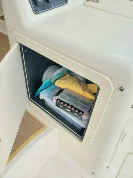 2018 Grady-White 330 Express