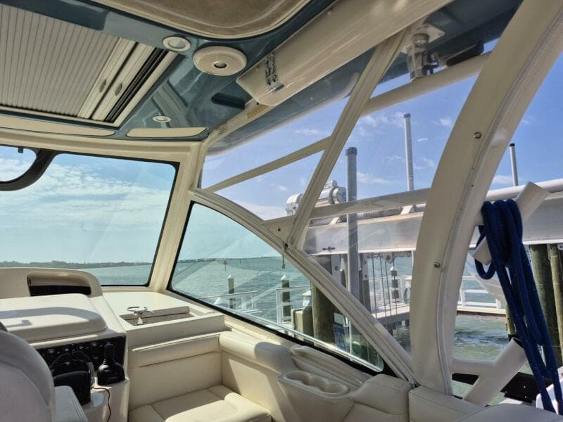 2018 Grady-White 330 Express