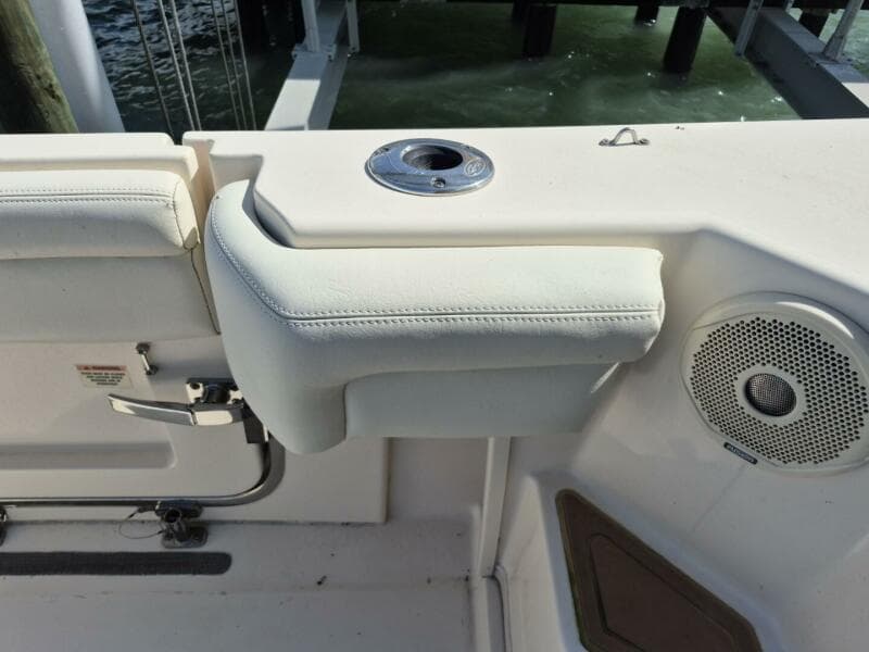 2018 Grady-White 330 Express