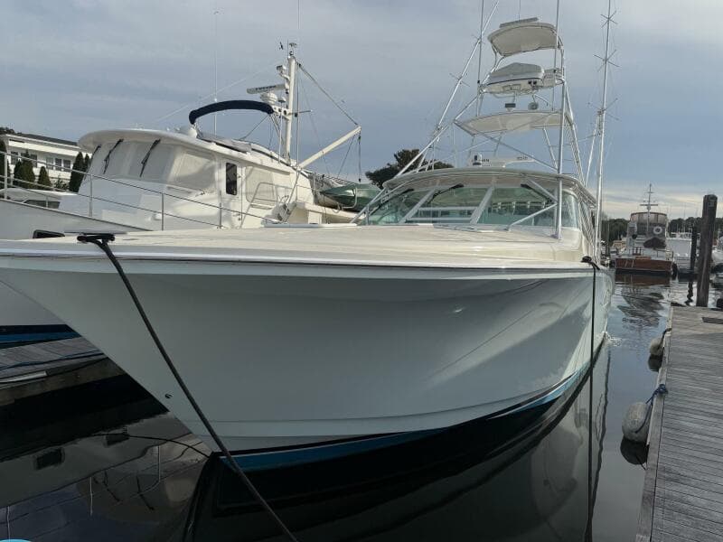 Cabo 45 EMMA - Exterior