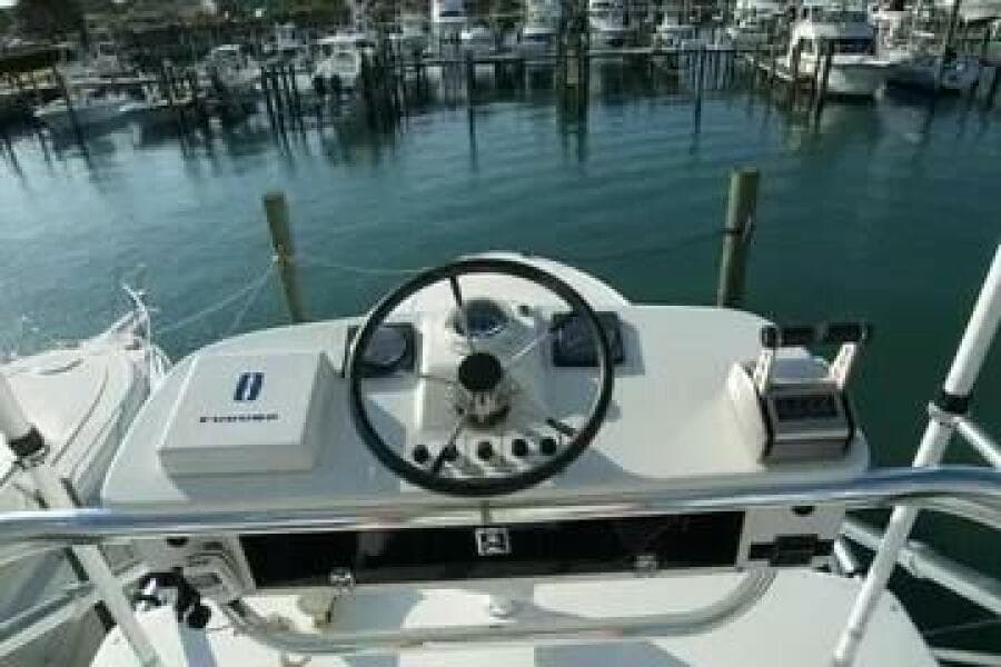 Cabo 45 EMMA - Exterior Tower Helm