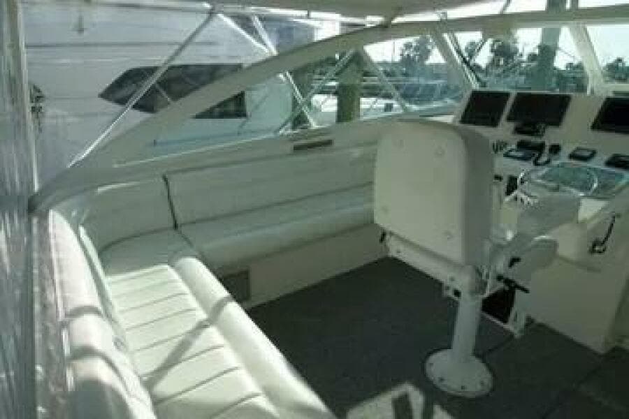 Cabo 45 EMMA - Cockpit 