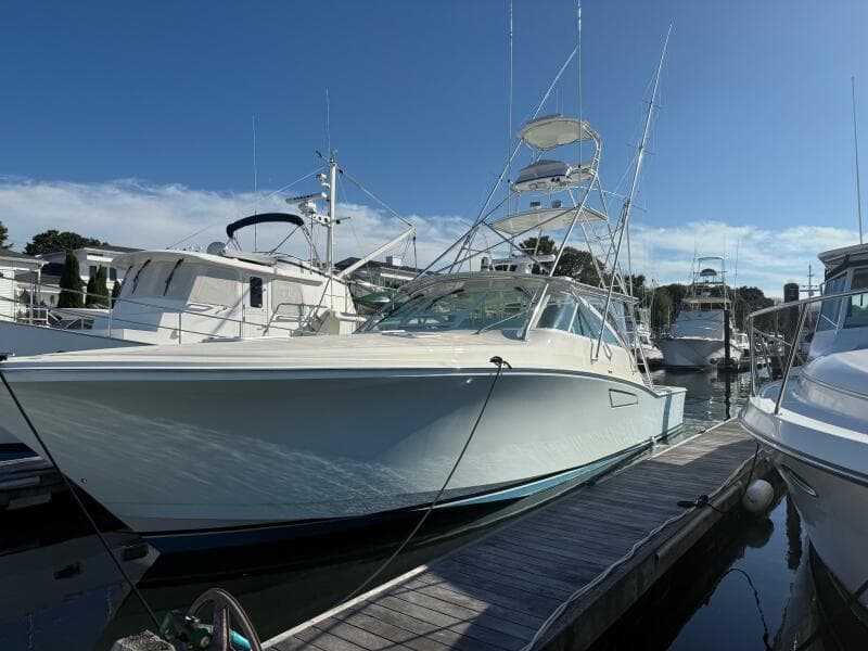 Cabo 45 EMMA - Exterior