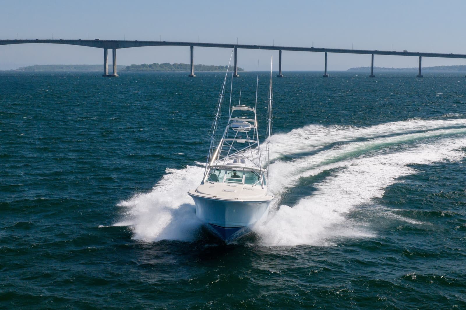 2002 Cabo 45 Express - Photo 15