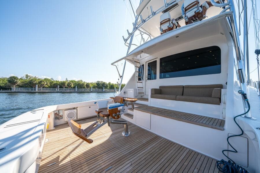 2006 Viking 68 Convertible