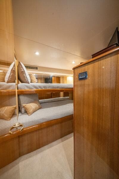 2006 Viking 68 Convertible