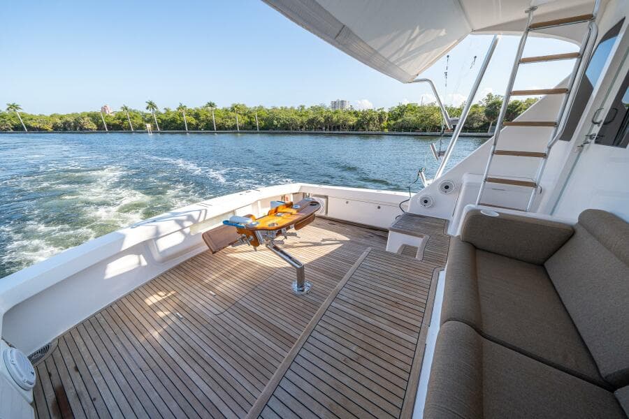 2006 Viking 68 Convertible