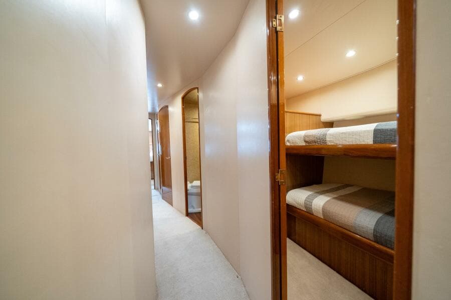 2006 Viking 68 Convertible