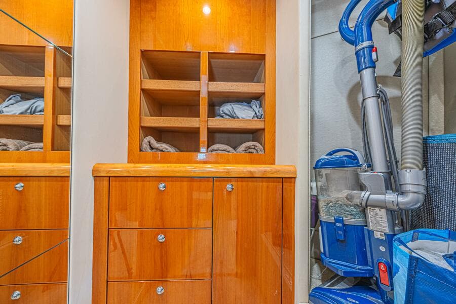 2006 Sunseeker 75 Yacht