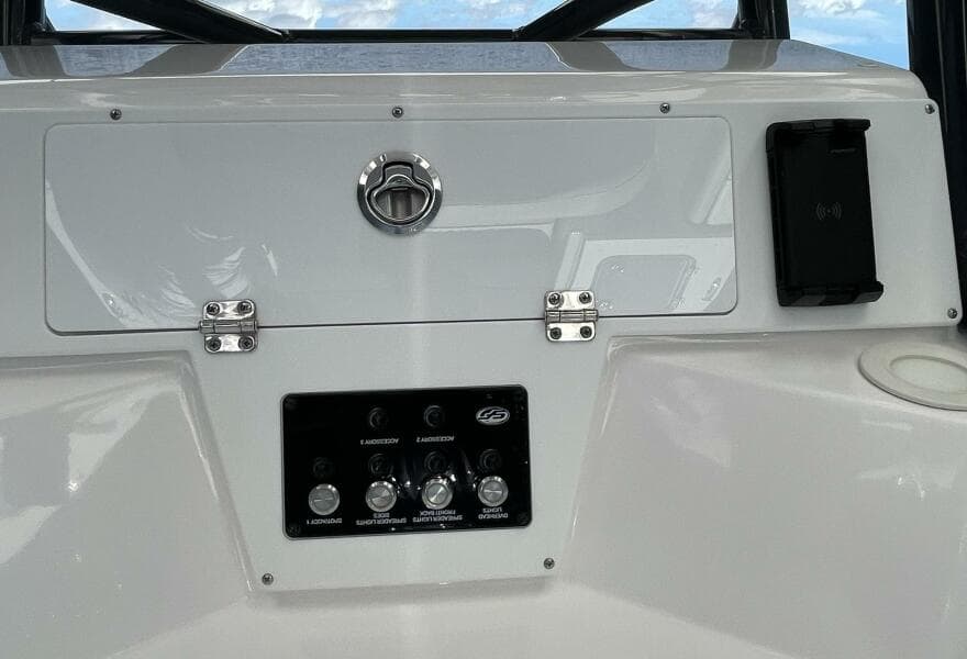 2022 Sea Fox 248 Commander