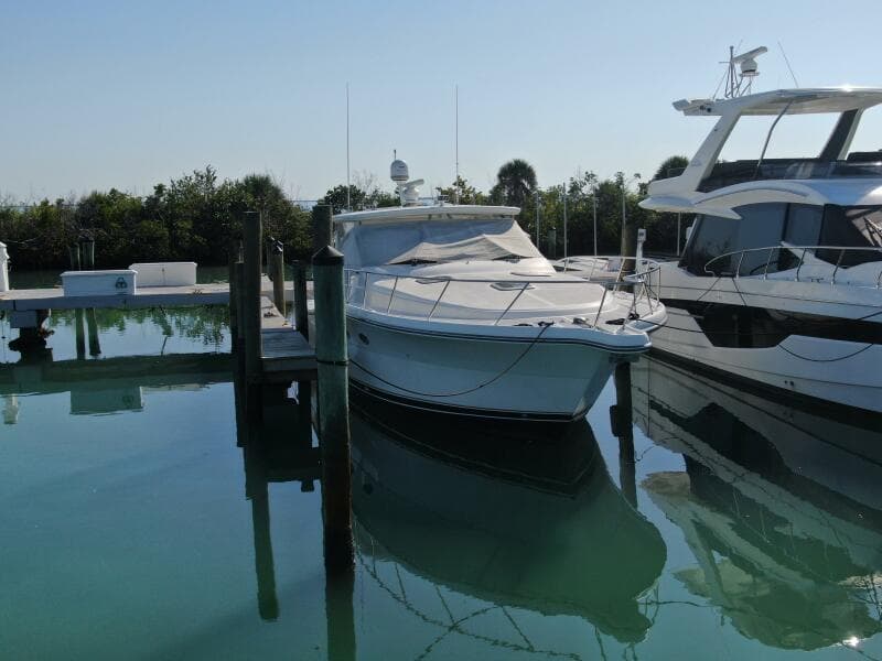 2004 Tiara Yachts 42 "Grande Gator" - Profile
