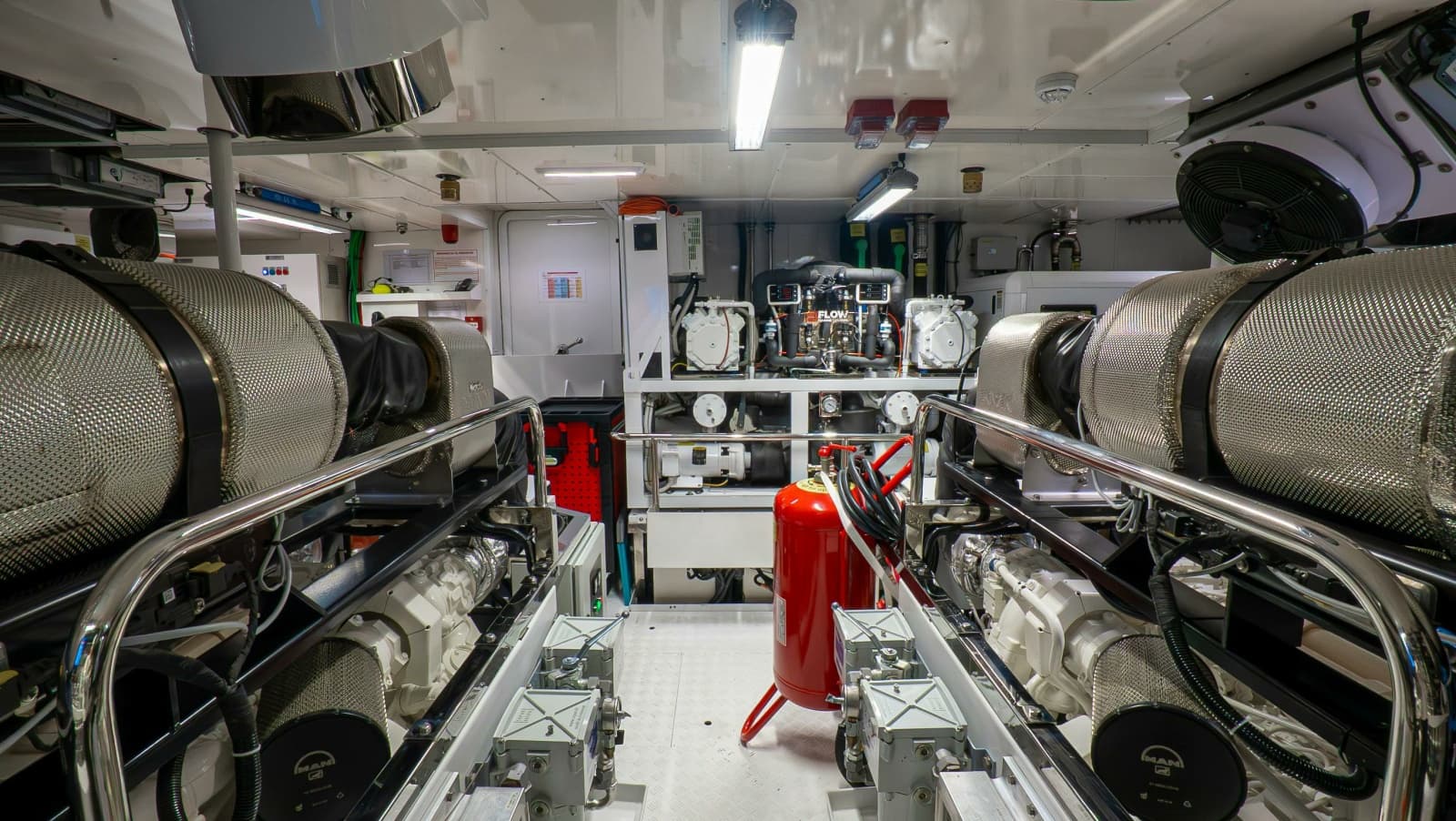 2025 Numarine Numarine 32XP - Photo 18