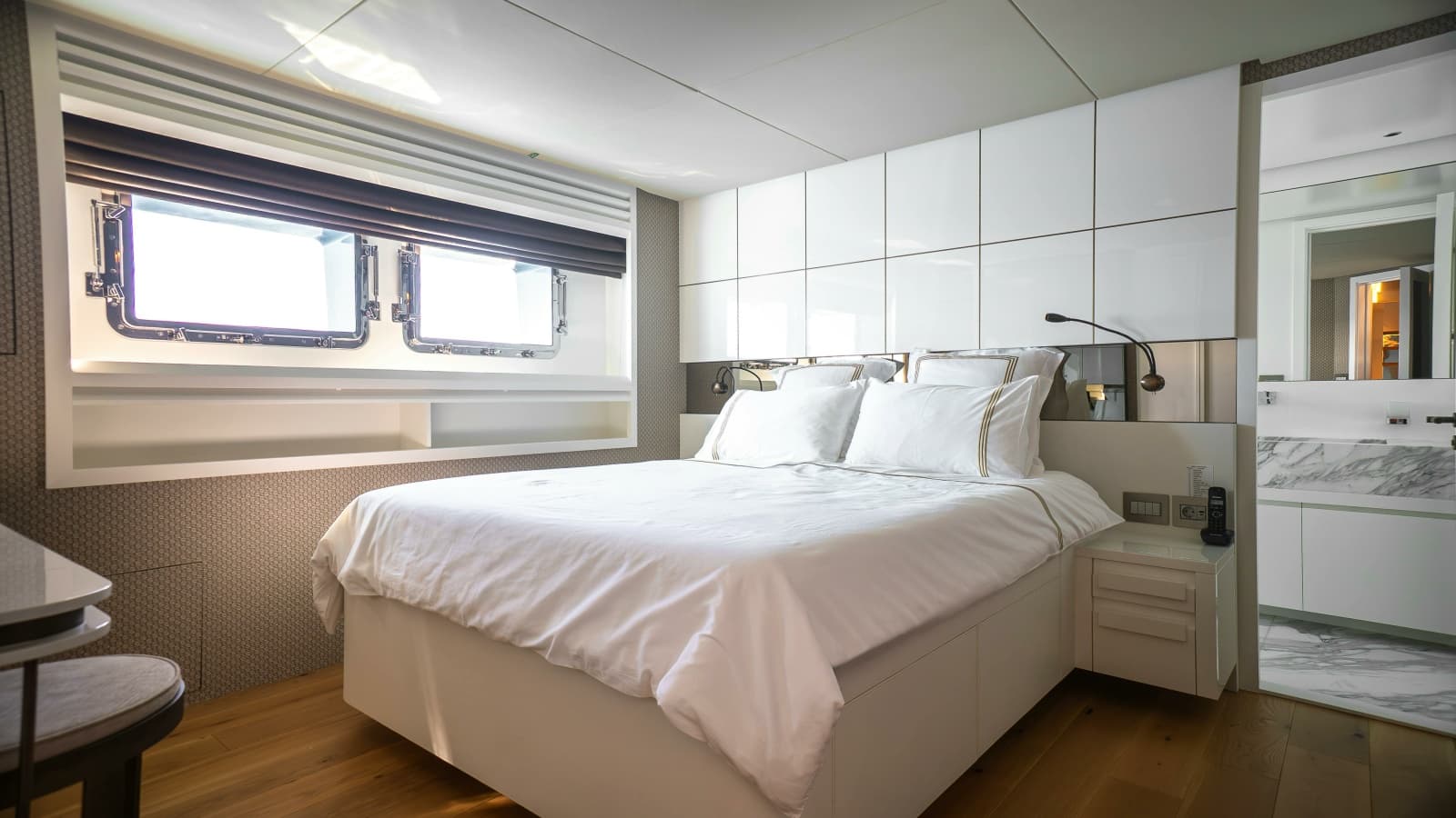 2025 Numarine Numarine 32XP - Photo 32