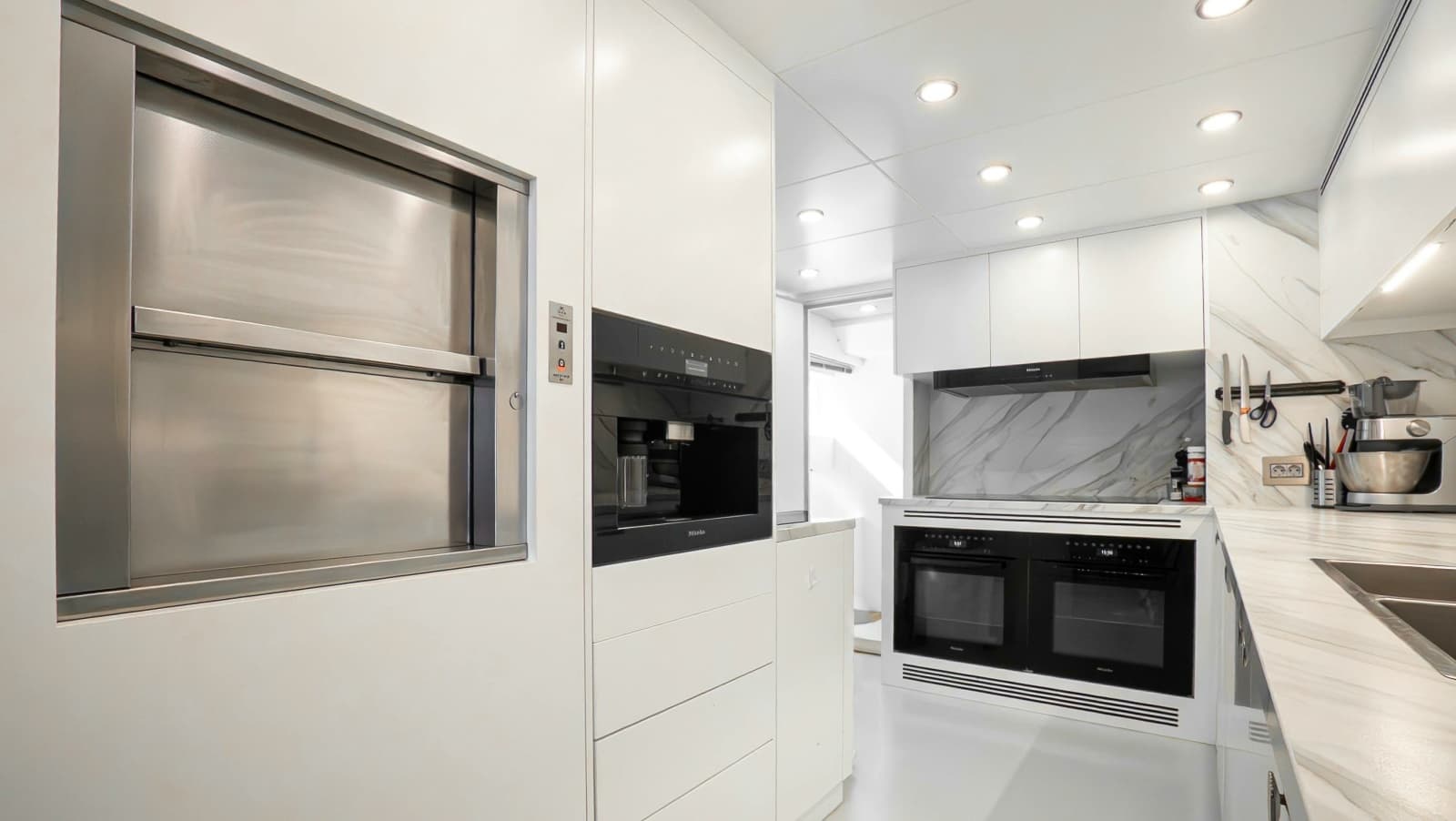 2025 Numarine Numarine 32XP - Photo 22