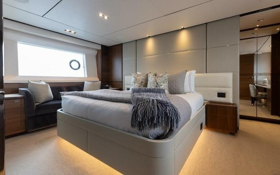 2017 Princess 75 Motor Yacht
