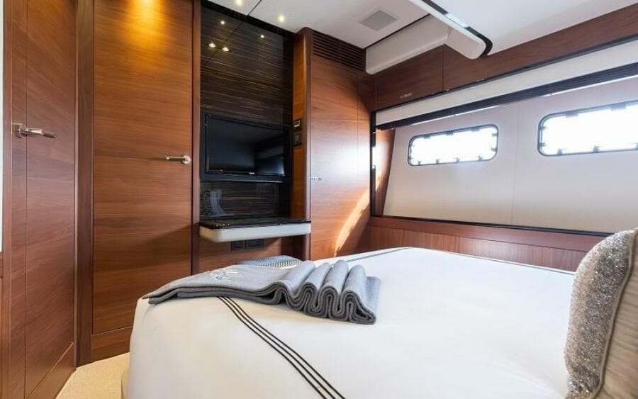 2017 Princess 75 Motor Yacht