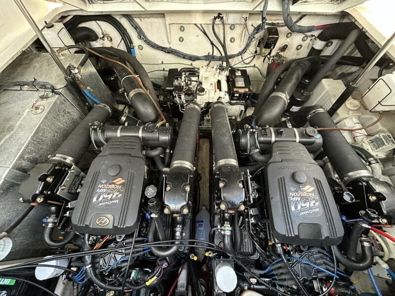 2006 Sea Ray 320 Sundancer