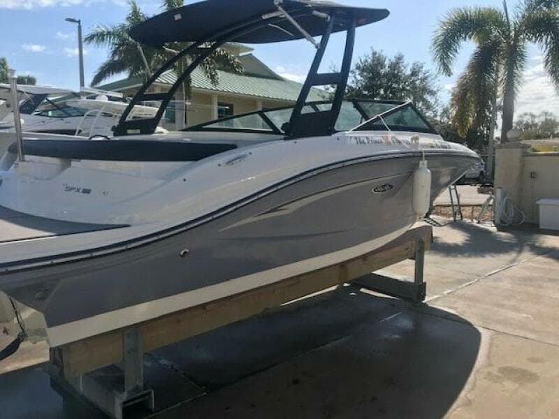 2022 Sea Ray SPX 190 OB