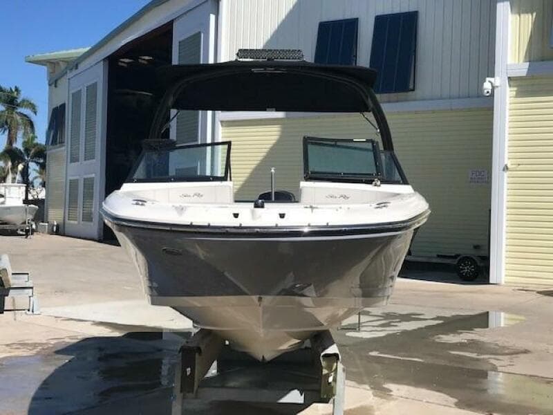2022 Sea Ray SPX 190 OB
