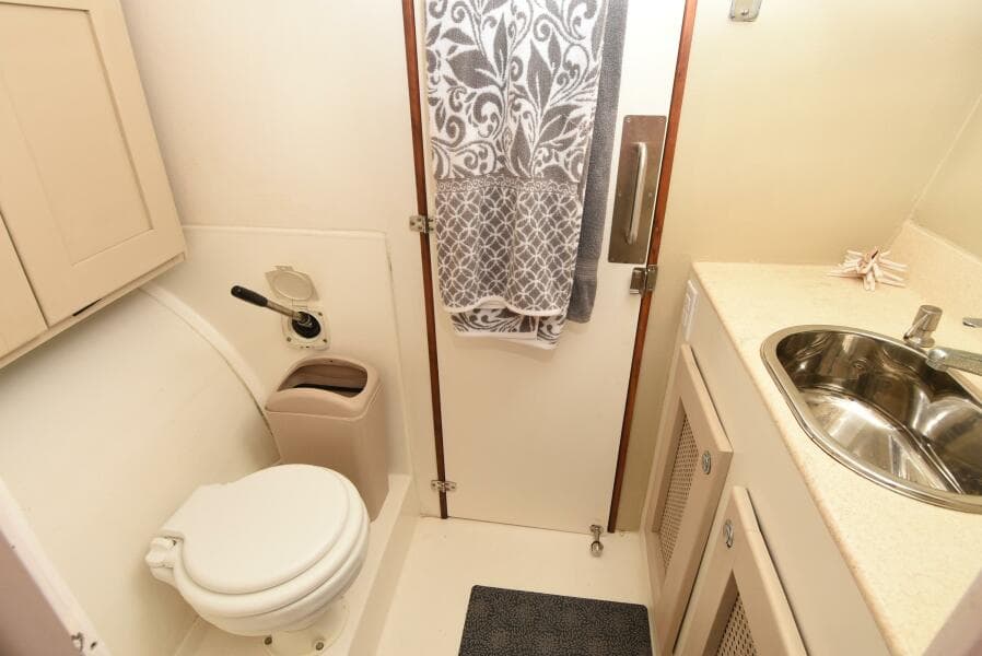 2015 Maine Cat MC 41