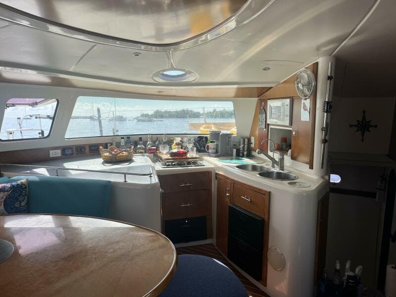 2000 Fountaine Pajot Belize