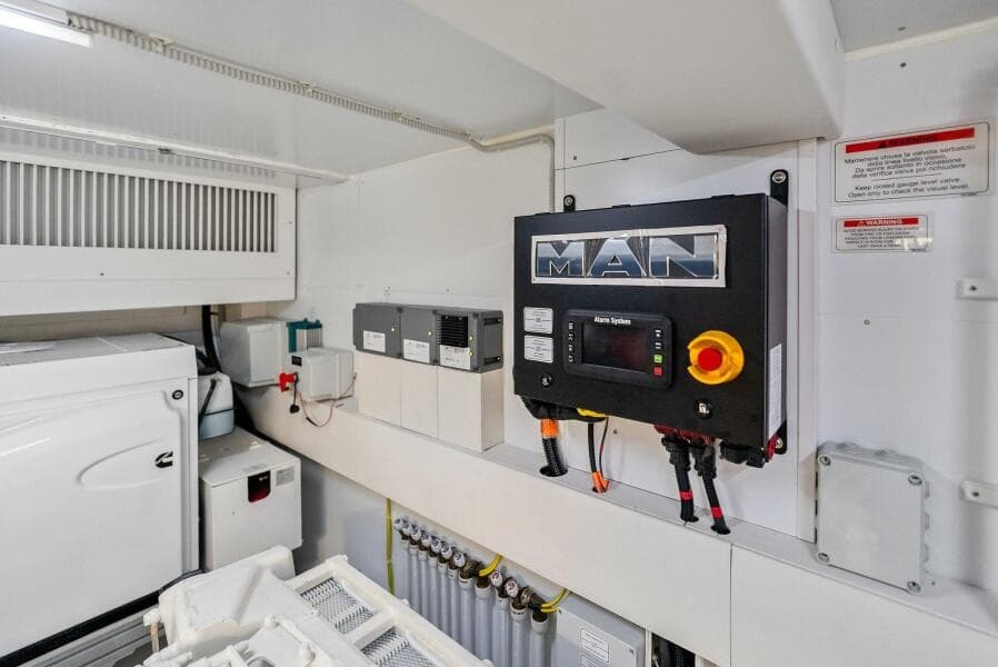 2024 Ferretti Yachts 720