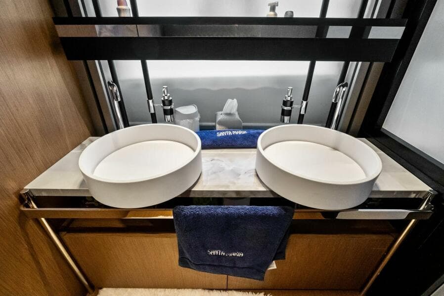 2024 Ferretti Yachts 720