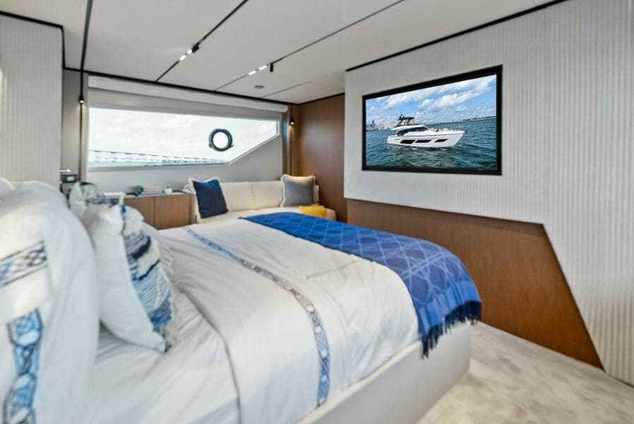 2024 Ferretti Yachts 720