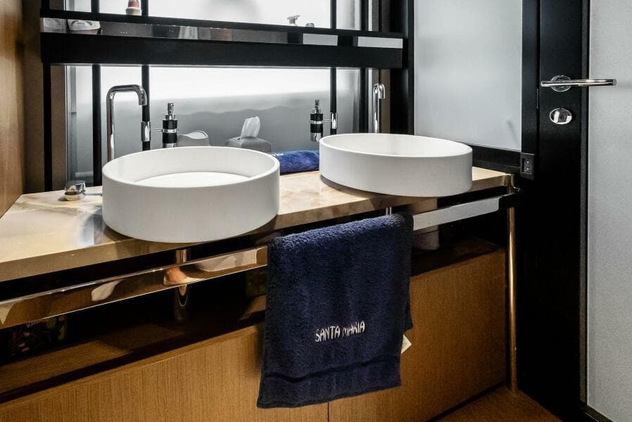 2024 Ferretti Yachts 720