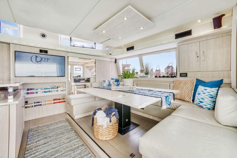 2016 Leopard 58 Catamaran