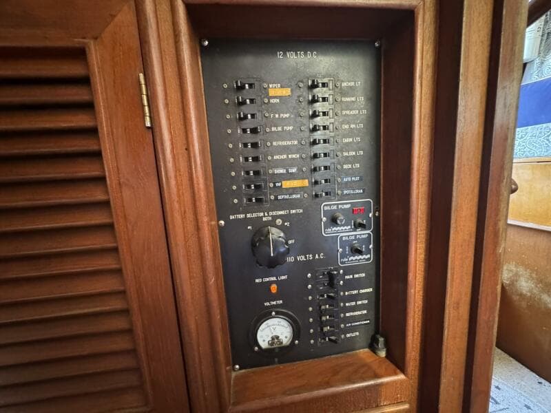 1986 Marine Trader 34 Double Cabin - Photo 141