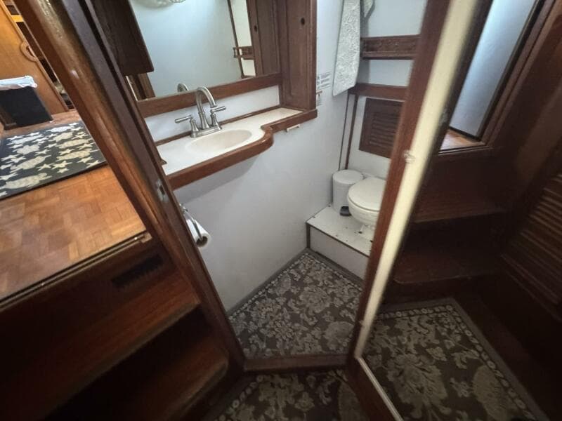 1986 Marine Trader 34 Double Cabin - Photo 109