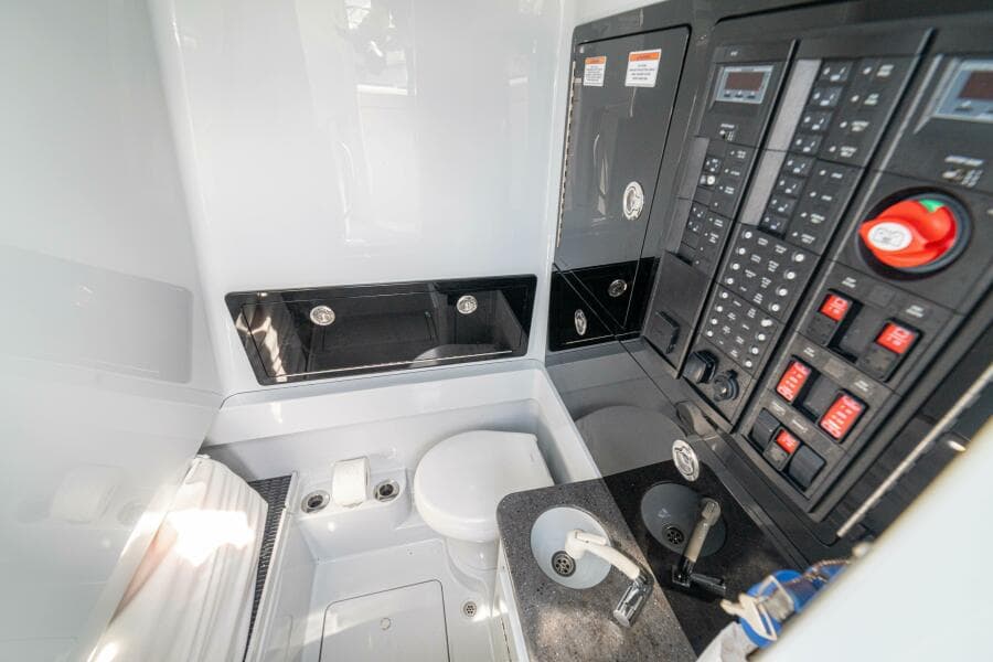 2024 Valhalla Boatworks V-33 "Shit Show"