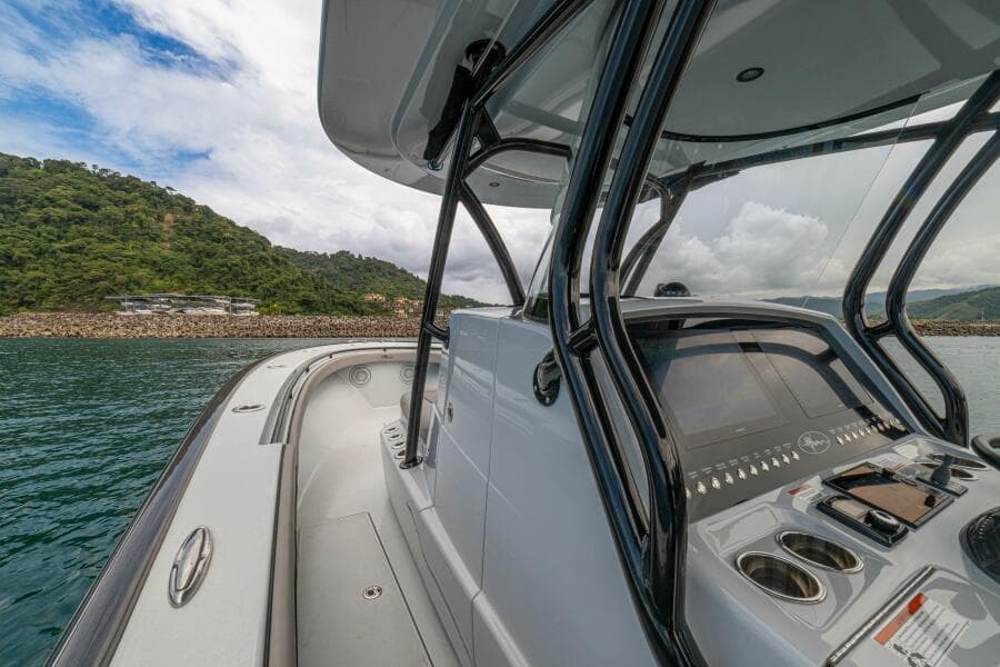 2024 Valhalla Boatworks V-33 "Shit Show"