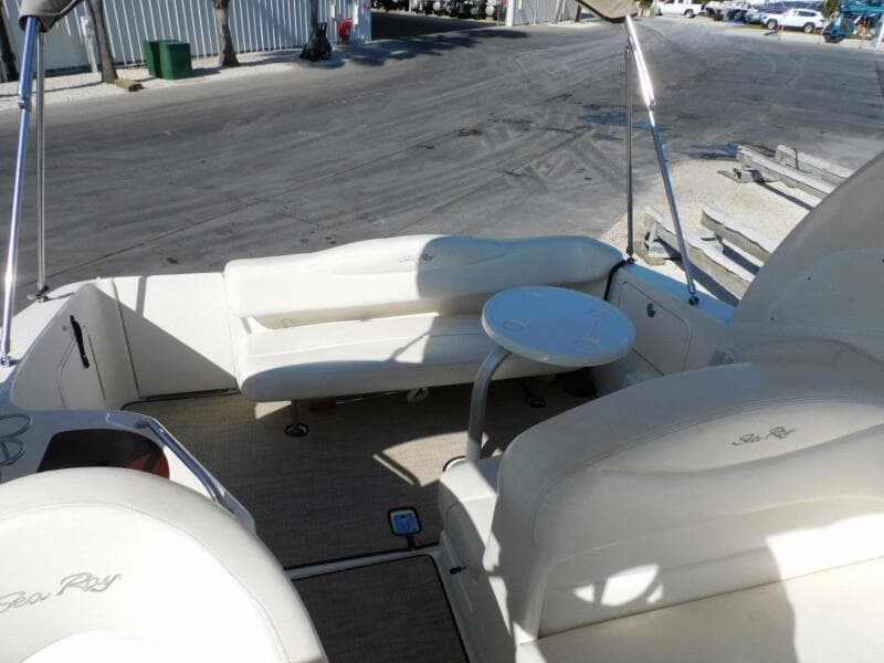 2004 Sea Ray 280 Sundancer