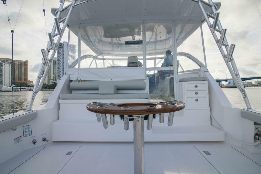 Cabo 41 Justice - Exterior Cockpit