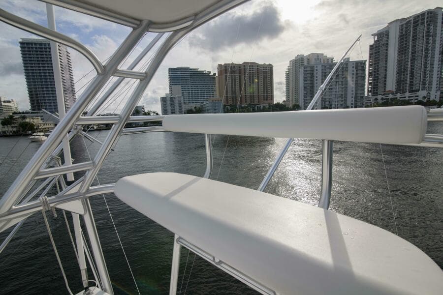 Cabo 41 Justice - Exterior Tower